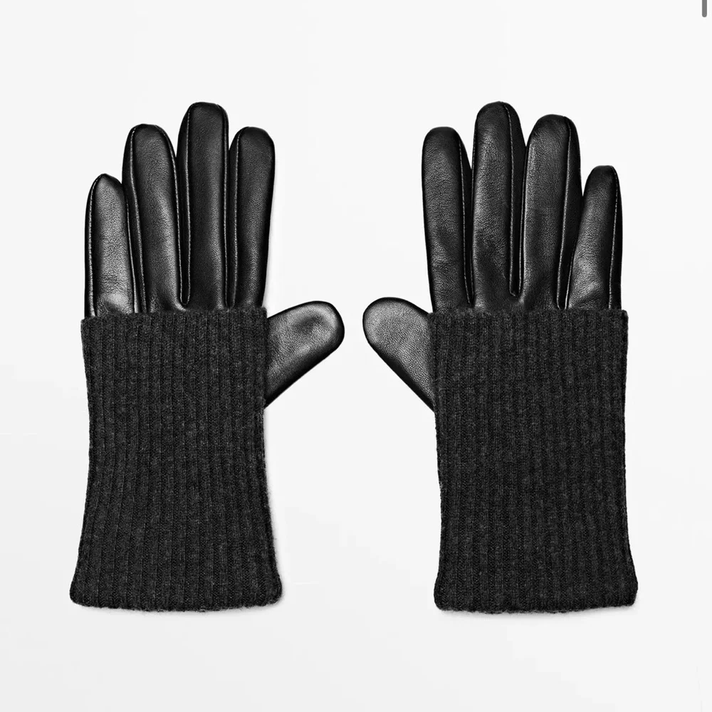 Steve Madden Faux Leather & Charcoal Knit Contrast Gloves